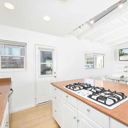 Renovated 3 Bedroom Home On 41St-1 Min Walk To Beach Newport Beach Exterior foto